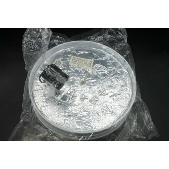 New Lightcraft Ceiling Light Fixture 7208 White Glass & Finish 8 1/2" x 5 1/2" - Picture 2 of 8